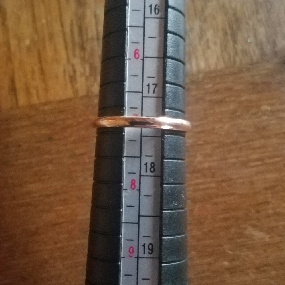 NWOT Rose Gold Thin Titanium Steel Wedding Ring size 5 - Picture 2 of 2
